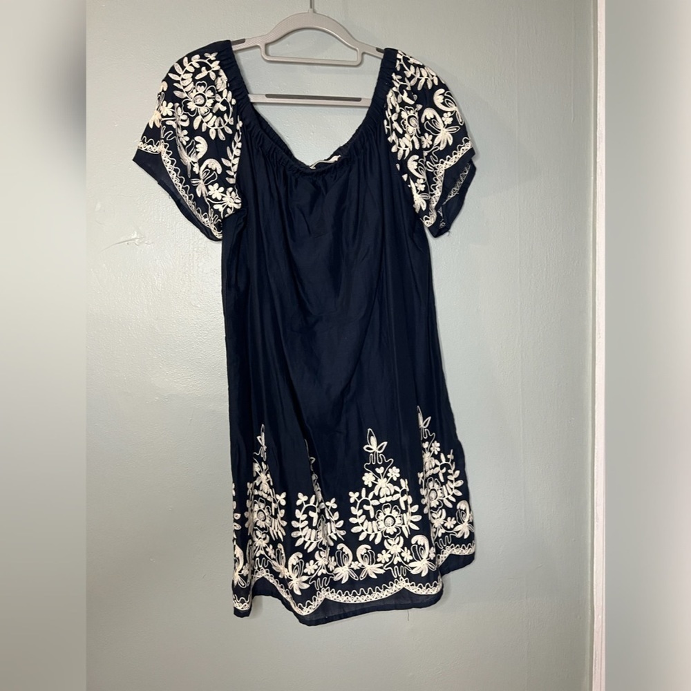 The impeccable pig navy blue white‎ floral embroidery shift dress
